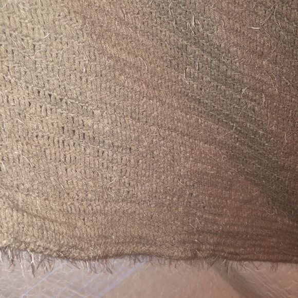 Signature OSFM Tan Cream Knit Eyelash Diagonal Turtleneck Poncho with Tassels - Picture 8 of 10